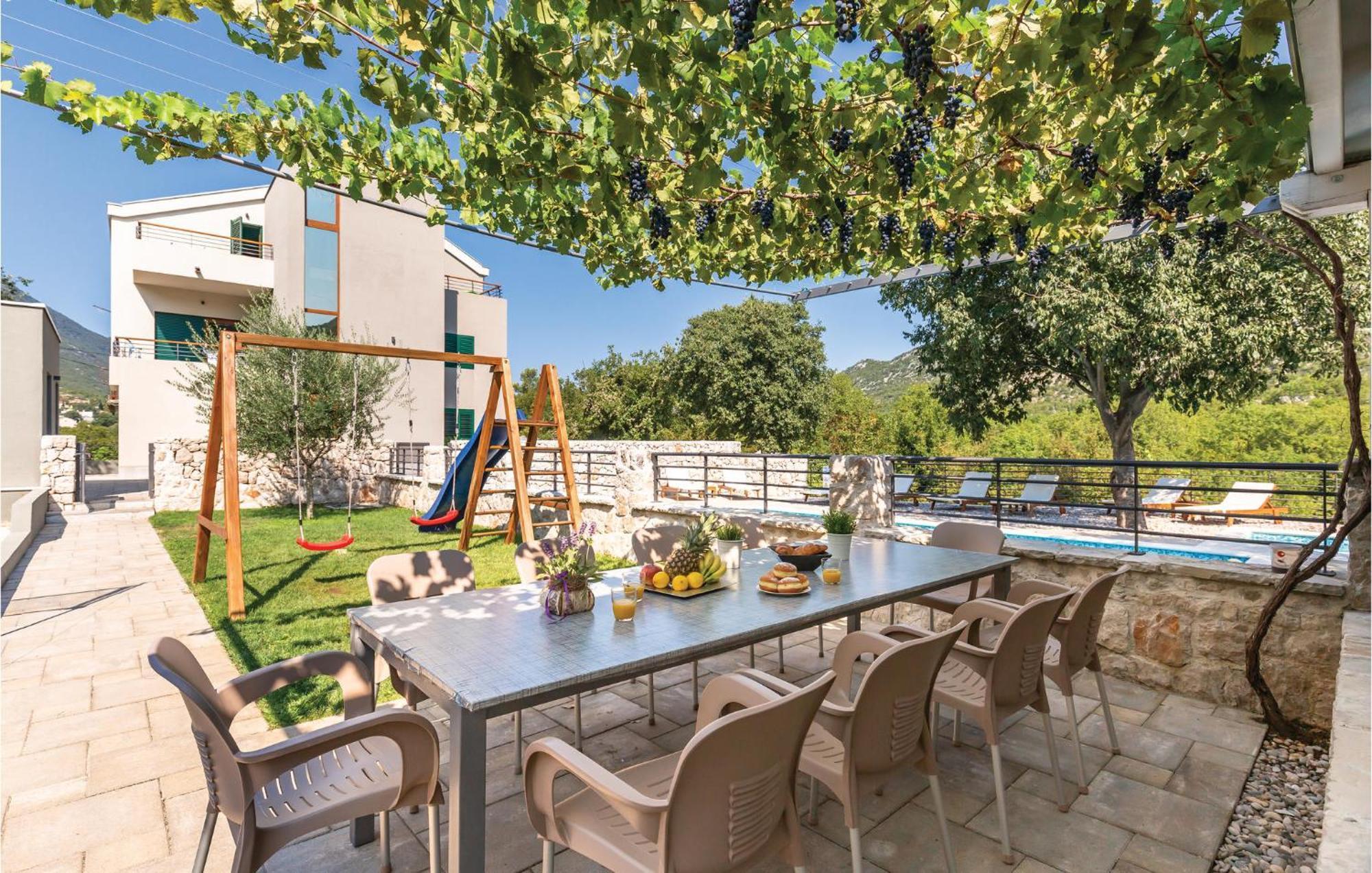 6 Bedroom Gorgeous Home In Zagvozd Exterior photo
